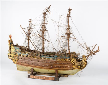 MODELLO DI VELIERO in legno (rotture). XX secolo Misure: cm 100 x 30 x h 80