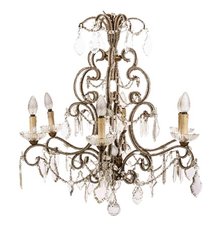 Lampadario a sei luci e coppia di Appliques a cinque luci in metallo e...