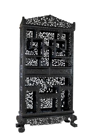 Mobile espositore in ebano, Cina fine XIX secolo Sei ripiani a diverse...