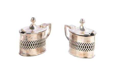 Due saliere in argento e cristallo blu Grammi 170 ca.