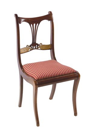 Quattro sedie in noce Seduta imbottita con stoffa a righe rosse e beige;...