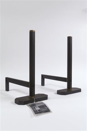 AFRA e TOBIA SCARPA Una coppia di alari da camino per DIMENSIONE FUOCO, 1981....