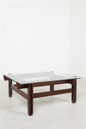 ICO PARISI Un tavolino "751" per CASSINA, 1961. Legno di palissandro,...