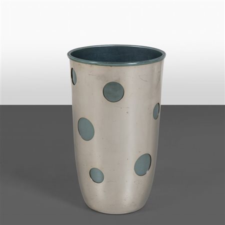 ETTORE SOTTSASS Un portaombrelli per RINNOVEL, 1955. Alluminio anodizzato....