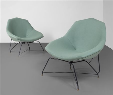 AUGUSTO BOZZI Due poltrone per FRATELLI SAPORITI, anni '60. Supporto di ferro...