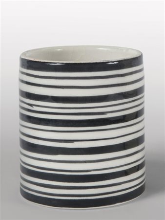 ETTORE SOTTSASSUn vaso, esecuzione BITOSSI, Montelupo, per IL SESTANTE, 1959....