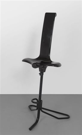 CLAUDIO SALOCCHI Uno sgabello "Appoggio" per SORMANI, 1970. Acciaio smaltato,...