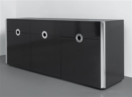 WILLY RIZZOUna credenza, anni '70. Legno laccato, acciaio inossidabile. Cm 76...