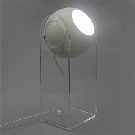 GINO SARFATTI Una lampada da tavolo "540/g" per ARTELUCE, 1968. Plexiglass,...