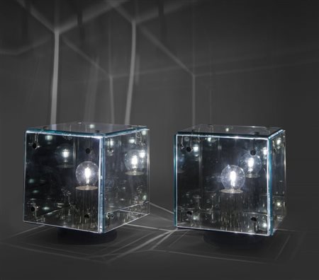 GRUPPO A.R.D.I.T.I. Due lampade da tavolo "Prismar" per NUCLEO SORMANI, 1971....