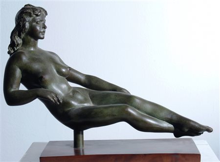 MESSINA FRANCESCO (Linguaglossa 1900 - Milano 1995) "Nudo" Scultura in bronzo...