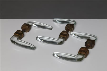FONTANA ARTE Attrib. Tre coppie di maniglie in cristallo e ottone, 1950....