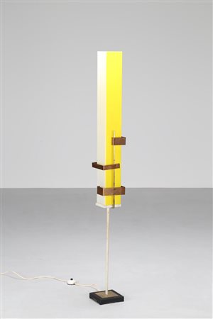 REGGIANI GOFFREDO Attib. Lampada da terra in metallo e perspex, . Metallo e...