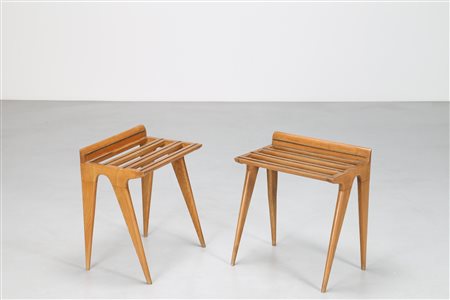 PONTI GIO' (1891 - 1979) Coppia di porta valigie in legno di frassino e...
