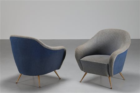 MANIFATTURA ITALIANA Coppia poltrone, tessuto bicolore e gambe in ottone,...