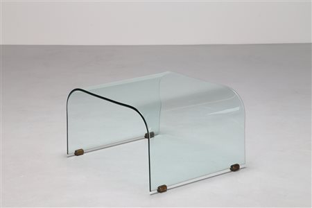 CHIESA PIETRO (1892 - 1948) Attrib. Tavolino in cristallo e ottone, 1934....