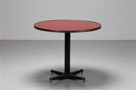 BAZZANI ERNESTO Tavolo rotondo in metallo e vetro rosso, 1950. Metallo, vetro...