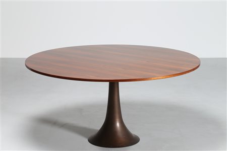 MANGIAROTTI ANGELO (n. 1921) Tavolo in fusione di bronzo finita al tornio e...