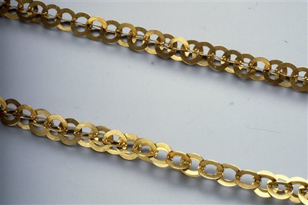 REVEANE PIERGIULIANO (n. 1943) Collana Monaco. 1978. Oro e brillanti. Cm 0,80...