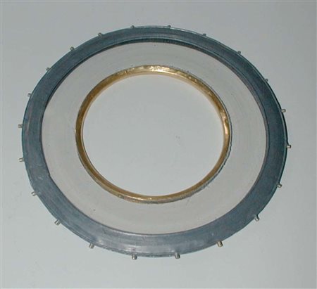 REVEANE PIERGIULIANO (n. 1943) Bracciale Foro di Luce. 2004. Oro, zaffiri...