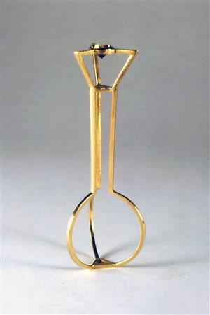 DI CIAULA FRANCESCA (n. 1960) Anello con citrino. 1989. Oro giallo e citrino....