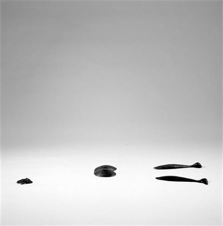 MASSIMO KAUFMANN Milano 1963 RIME SPARSE (FIGURA #4), 1997 scultura in bronzo...