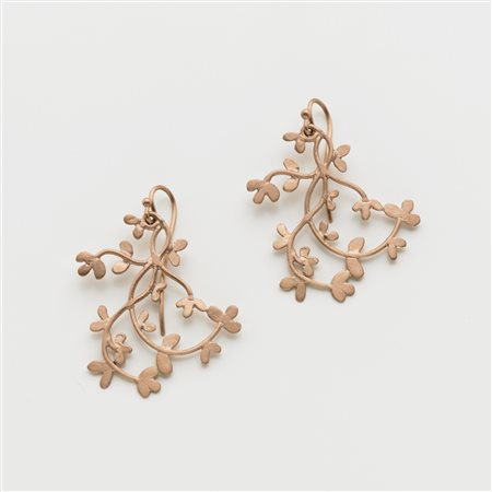 AGAPANTHUS Orecchini pendenti in oro rosso 333/1000 a guisa di rami di ruta...