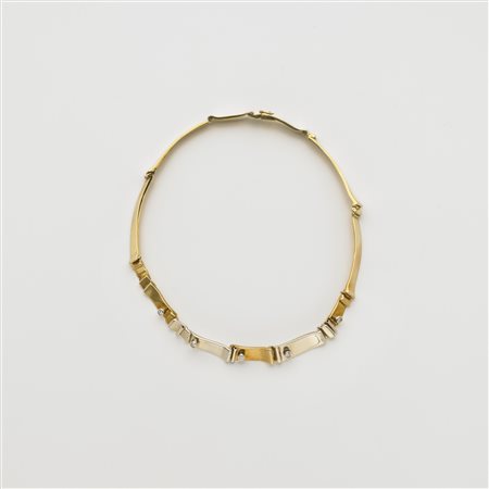 BALESTRA-MISANI Collier semirigido in oro giallo e bianco con motivo a nastro...