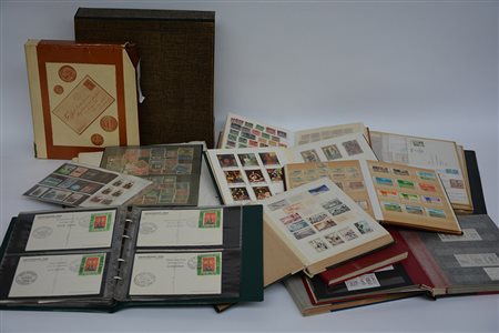 [MONDIALI] Insieme eterogeneo formato da francobolli nuovi e usati e da...