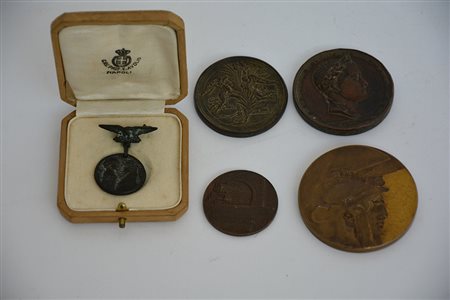 [ITALIA] Prima met‡ XX sec. Insieme di 5 medaglie.