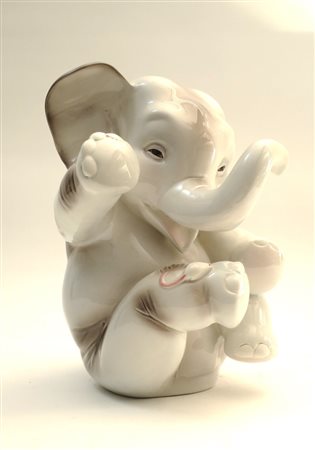 Elefantino in ceramica firmato Lenci Torino lettera b 25x16