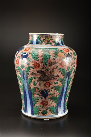 Arte Cinese Vaso wucai in porcellana policroma decorato con blu sottocoperta...