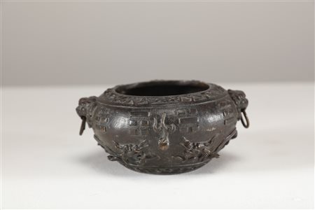 Arte Cinese Piccolo incensiere in bronzo decorato con dragoni...