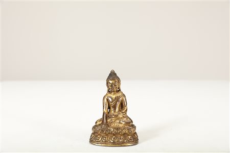 Arte Himalayana Statua in bronzo dorato raffigurante Buddha Sakyamuni Tibet,...
