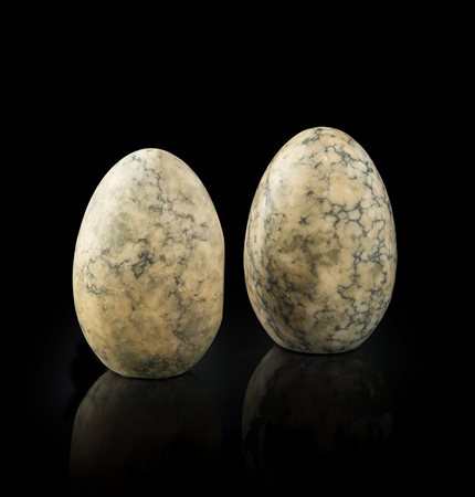 COPPIA DI UOVA IN MARMO, h cm 16