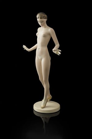 CERAMICA LENCI, Raffigurante nudo di donna, Misure h. cm 45, Firma sotto la...