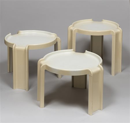 GIOTTO STOPPINO PER KARTELL, Tre tavolini in plastica bianca impilabili, e...