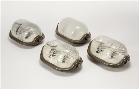 Achille Castiglioni (Milano 1918 - 2002) Quattro lampade da terra modello...