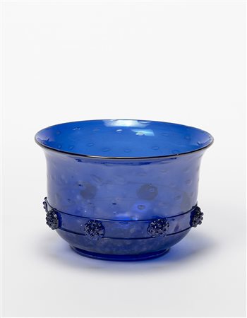 SAIAR, Ferro Toso, Murano (attribuito) Coppetta in vetro "bulicante" blu...