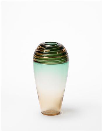 Toni Zuccheri ( 1937) Vaso modello "Vertigine". Esecuzione Veart, Murano...