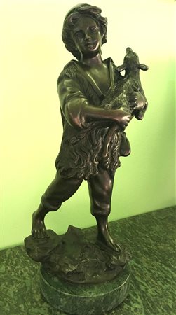 Statuetta in bronzo - "Ragazzo con pecorella" H. 40 compresa base L.- cm 15-...