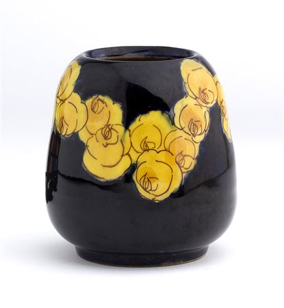 RENATO BASSANELLI Civita Castellana (Viterbo) 1896 - Roma 1973 Vaso, 1920...