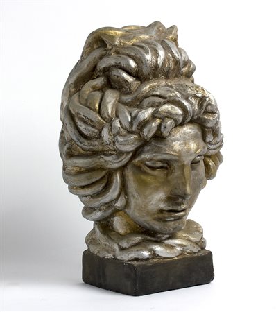 SILVIO CANEVARI Viterbo 1893 - Roma 1951 Testa di Medusa argentata Gesso...