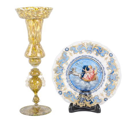 LOTTO composto da BICCHIERE in vetro verde e da PIATTINO in vetro di Murano...