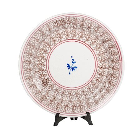 PIATTO in ceramica smaltata e decorata. Sicilia XIX secolo Misure: diametro...
