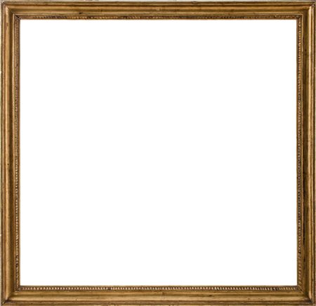 CORNICE in legno dorato (cm 88,5 x 92,5). XX secolo Misure: cm 99,5 x 103,5