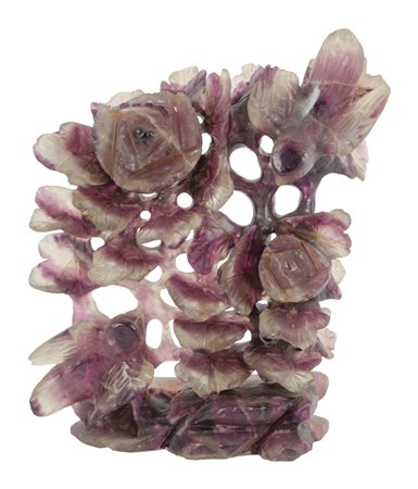 SCULTURA in ametista raffigurante "ramo con fiori e volatili", base in legno....