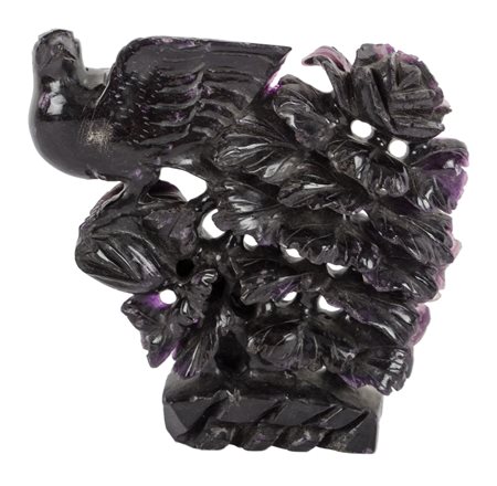 SCULTURA in ametista raffigurante "volatile con fiori", base in legno. Cina...