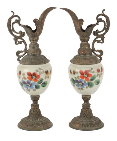 COPPIA ANFORE in antimonio con bocce in opaline decorata a mano. Primi '900...