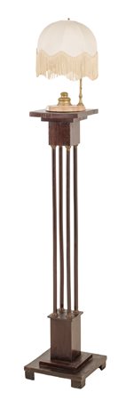 CANTONE Liberty in mogano con lume in ottone. Sicilia primi '900 Misure: h cm...